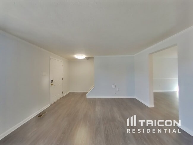 Building Photo - 108 Stonegate Dr