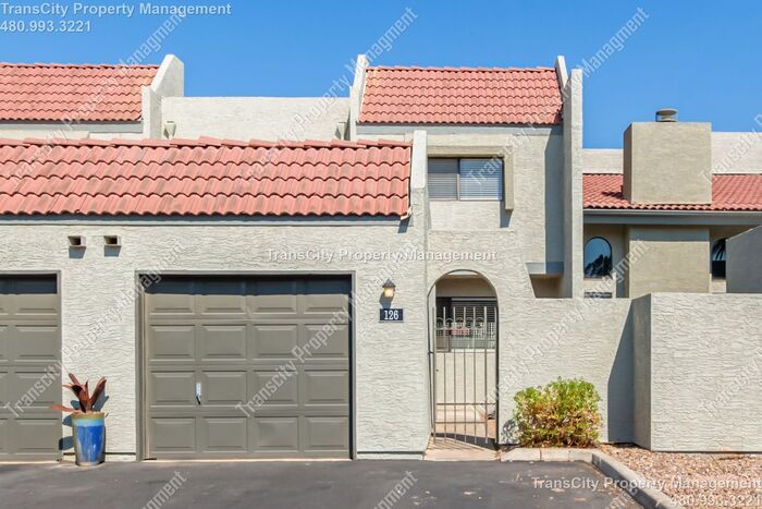 Foto principal - Mesa Townhome For Rent - 3 bedroom - 3 bat...