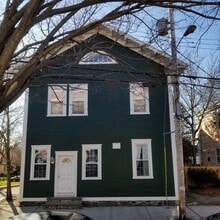 Building Photo - 32 Farewell St