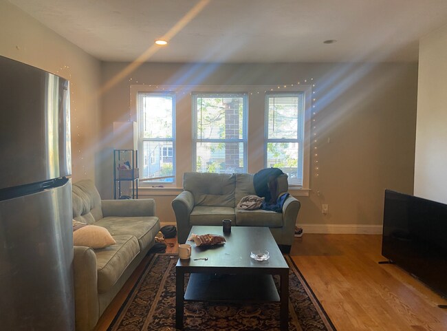 Foto del edificio - 27 Fairfax St