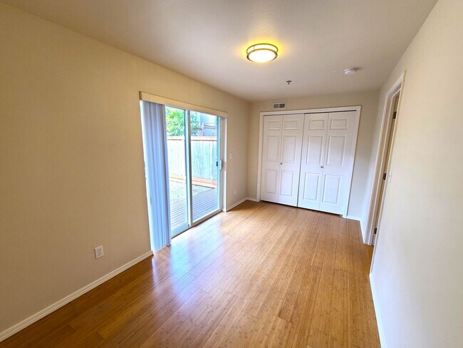Foto del edificio - 6527 35th Ave NE