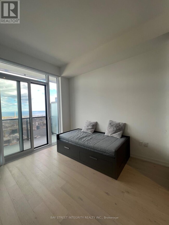 Building Photo - 55 Cooper St