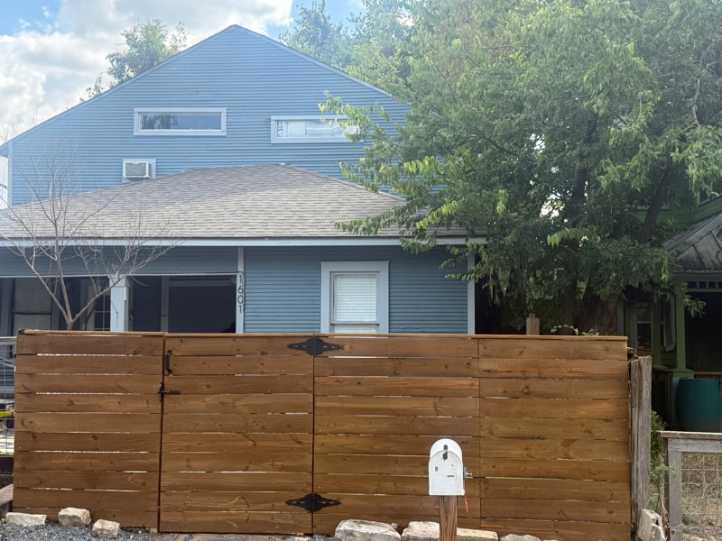 Foto principal - 1601 E 13th St