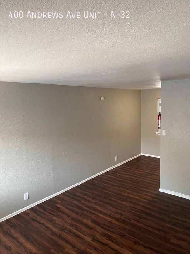 Building Photo - 400 Andrews Ave