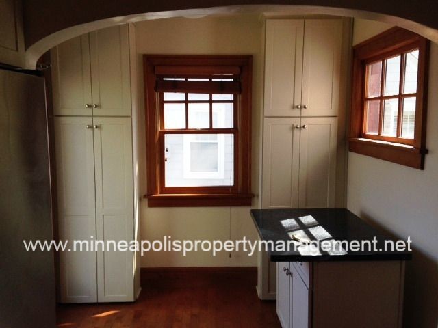 Building Photo - 4800 Vallacher Ave
