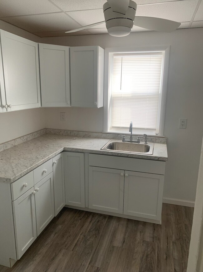 Kitchen - 212 N 3rd St