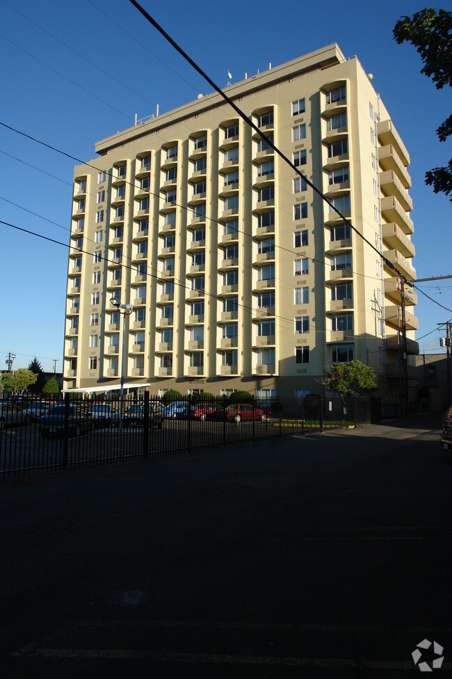 Sun Tower Apartments Yakima, WA