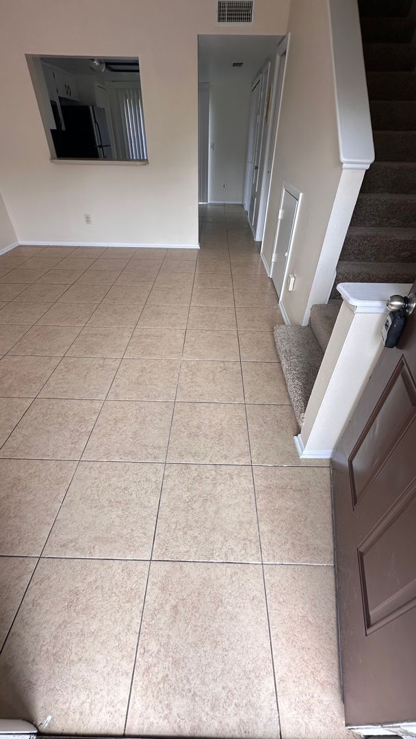 Foto del edificio - **COMING SOON** 2 Bedroom, 2.5 bathroom Townhouse near UCF