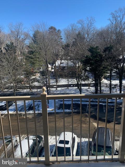 Foto del edificio - 4120 Vanderbilt Ct