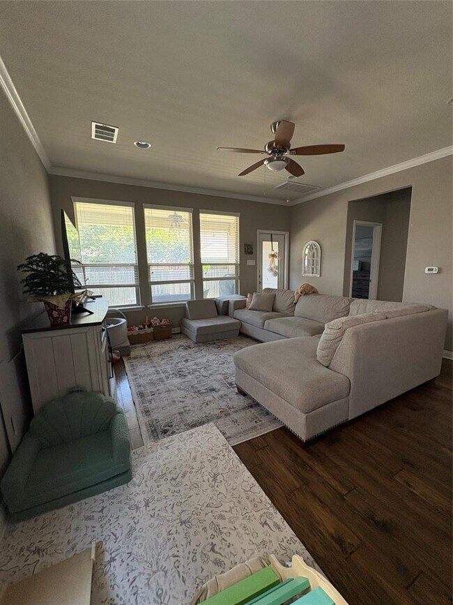Foto del edificio - 3800 Kennedy Grace Ln