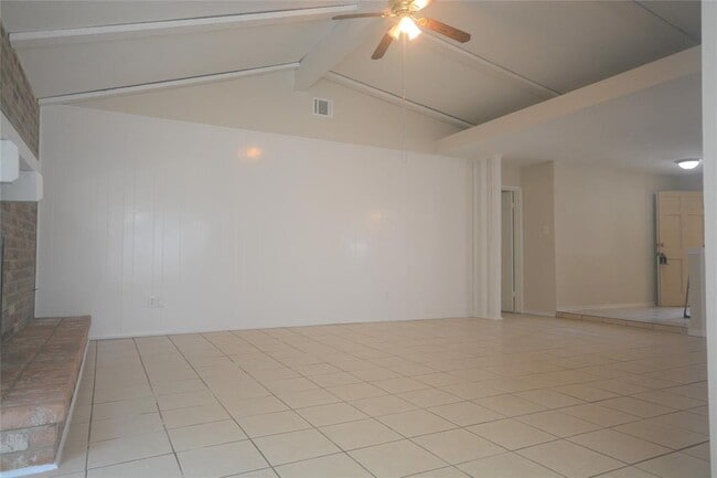 Building Photo - 13519 Greywood Dr