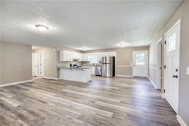 Building Photo - 130 Glory Ln
