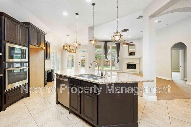 Building Photo - 2423 Rosillos Peak Dr