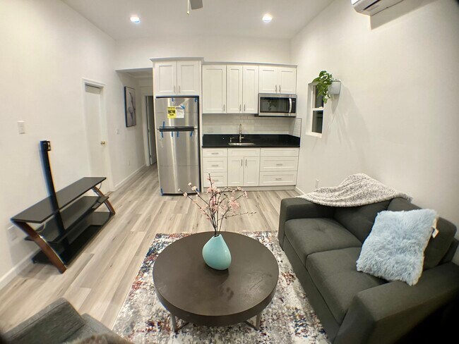 Building Photo - 4833 Rushden Ave