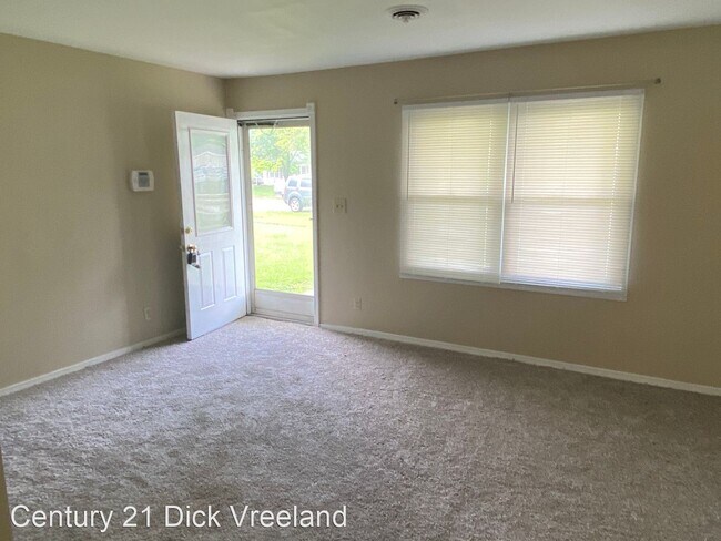 Building Photo - 3 br, 1 bath House - 2825 Elam Drive