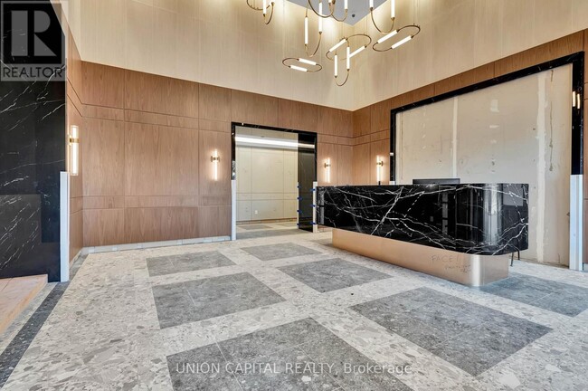 Building Photo - 6 Greenbriar Rd