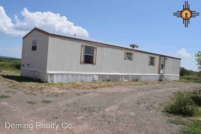 Primary Photo - 4405 Manzano Rd SW