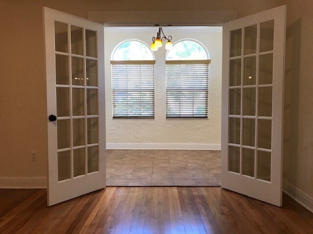 Den - 242 Madeira Ave