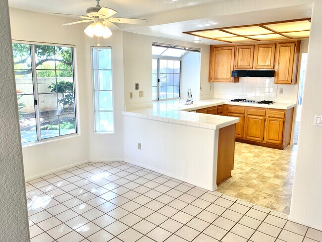 Building Photo - Spacious 4BD/2.5BA Home in Chula Vista - $4,495/mo!!