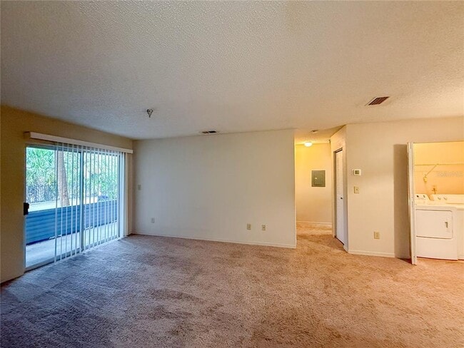 Building Photo - 10263 Gandy Blvd N