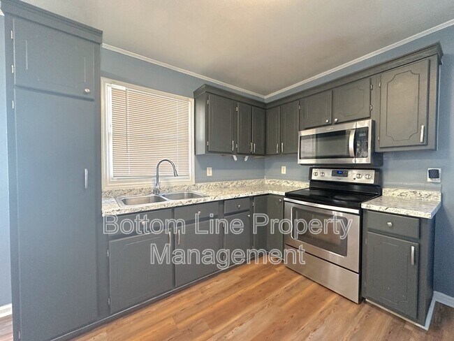 Foto del edificio - 2806 Mary Ave