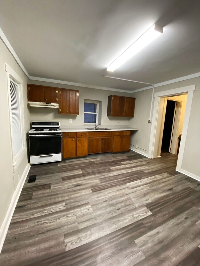 Foto del edificio - Cat Friendly 1 Bedroom Apartment!
