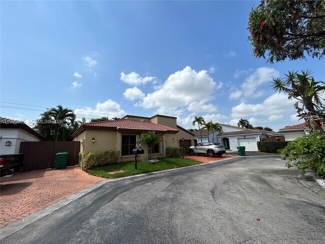 Foto del edificio - 8910 SW 4th Ln