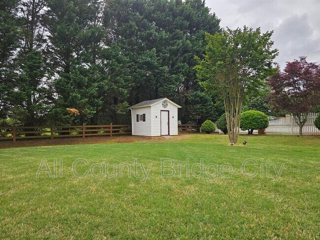 Building Photo - 109 Brigantine Ln