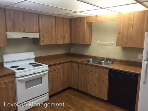 Foto del edificio - 951-951 17th Ave SE