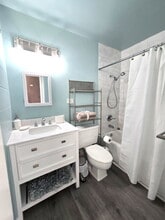 Building Photo - 5122 Likini St