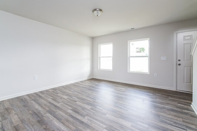 Foto del edificio - 859 Ashbury Ln