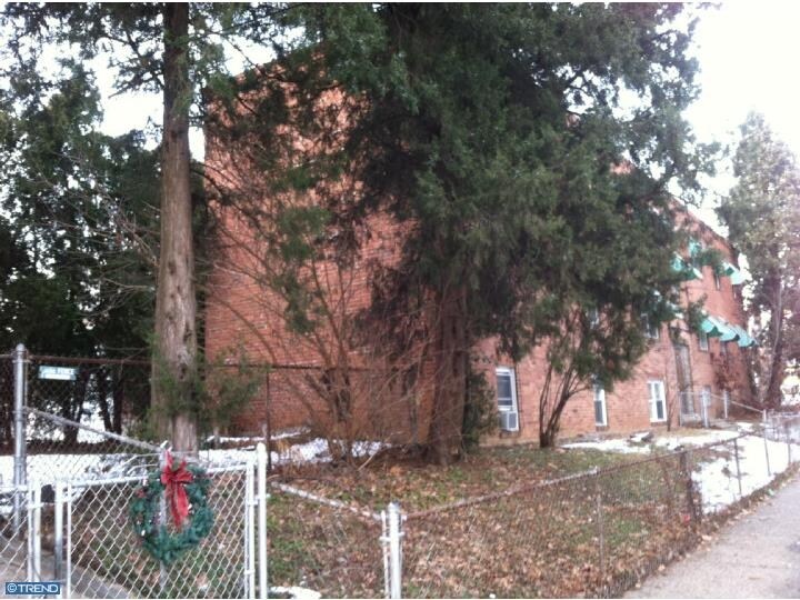 Building Photo - 5840 Hasbrook Ave