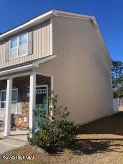 Foto del edificio - 523 Oyster Rock Ln