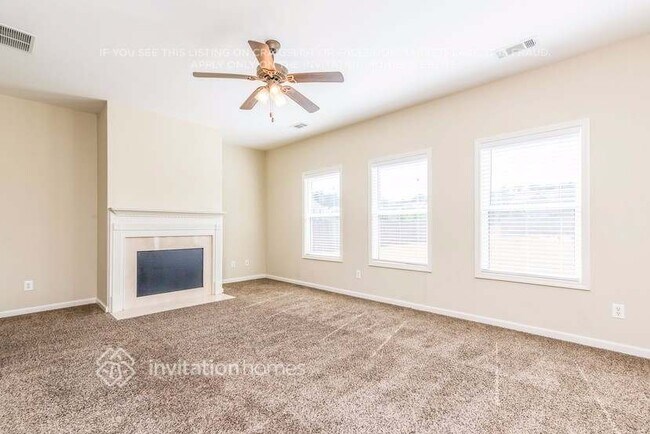 Foto del edificio - 75 Monarch Way