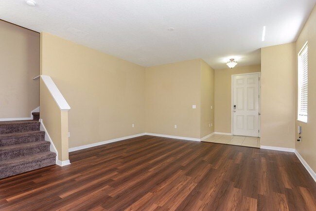 Building Photo - 9305 Zincoe Ln
