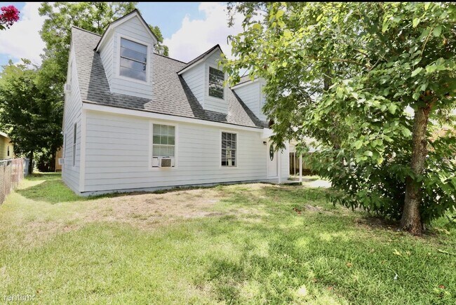 Building Photo - 4 br, 2 bath House - 10338 Flaxman Street