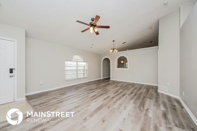 Building Photo - 10036 Richardson Ct