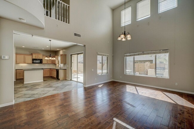 Foto del edificio - 2143 W Marconi Ave