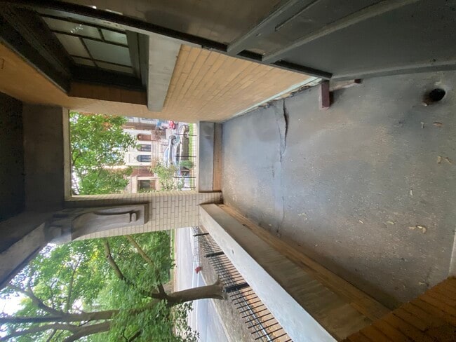 Building Photo - 650 W Arlington Pl
