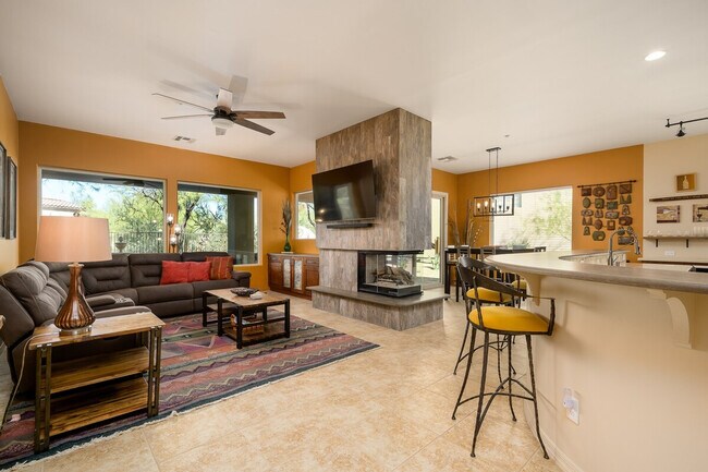 Foto del edificio - 7410 E Russet Sky Dr