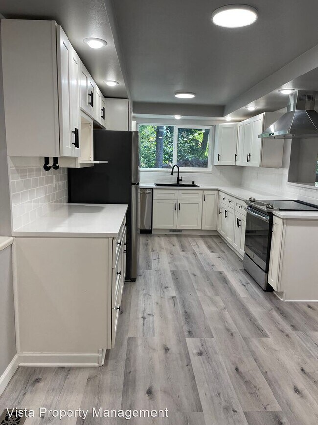 Foto del edificio - 3 br, 2.5 bath House - 3302 163rd Street E