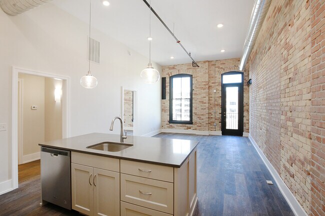 Foto del edificio - 123 Division Ave S