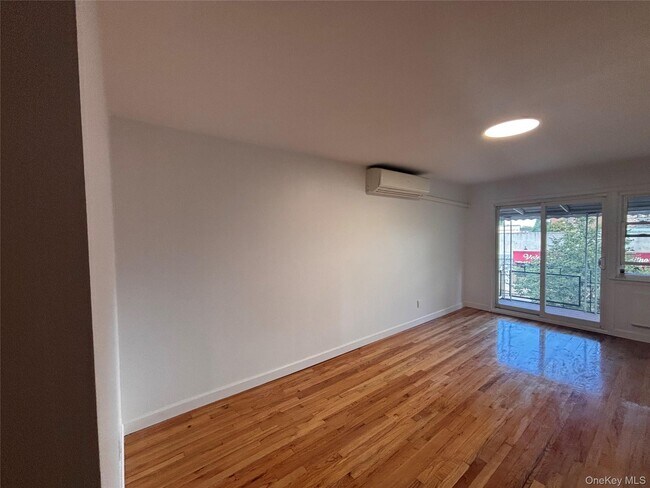 Foto del edificio - 71-34 Kissena Blvd