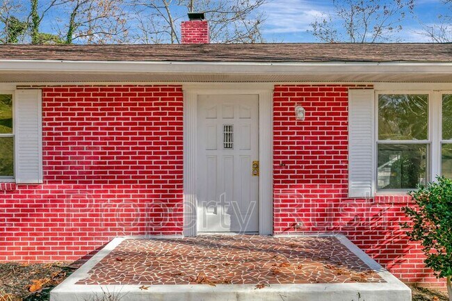Building Photo - 3527 Claremont Ave