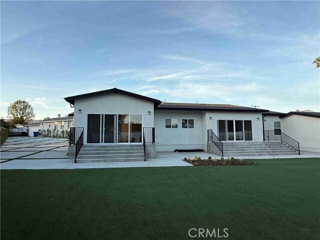 Building Photo - 9128 Balcom Ave