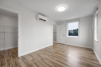 Building Photo - HR Crawford Apartments