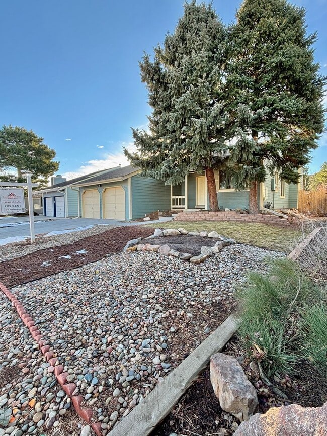 Photo - Beautiful 3-Bedroom Home Near Ken Caryl, Parks & Schools!!Available Now!!