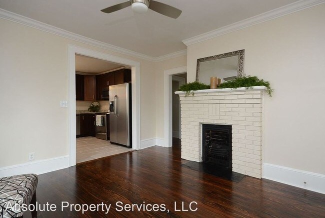 Building Photo - Close to Downtown Greenville