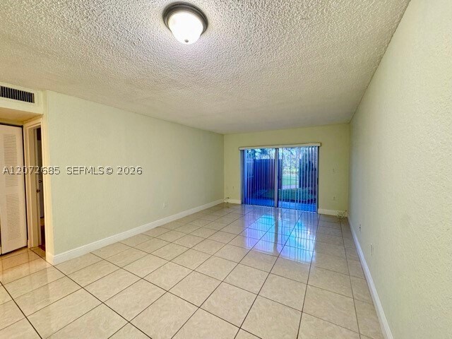 Foto del edificio - 4920 NW 79th Ave