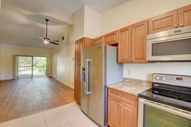 Building Photo - 301 Norwood Terrace